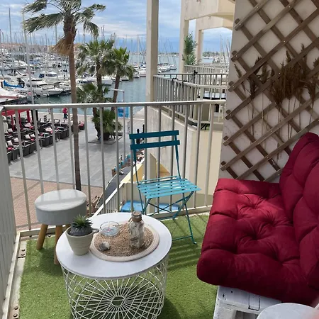 Cosy Sur Le Port Du Cap